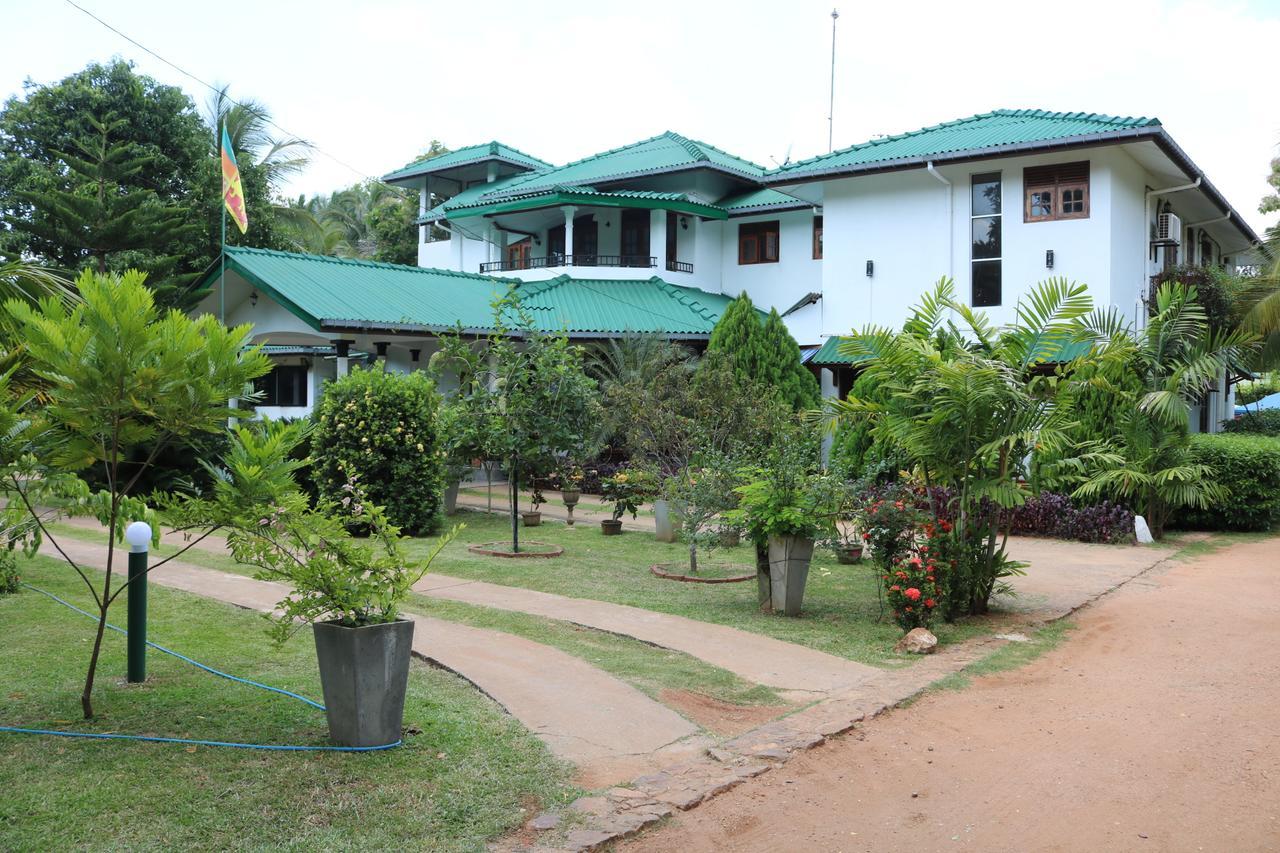 Margosa Lake Resort Anuradhapura Kültér fotó