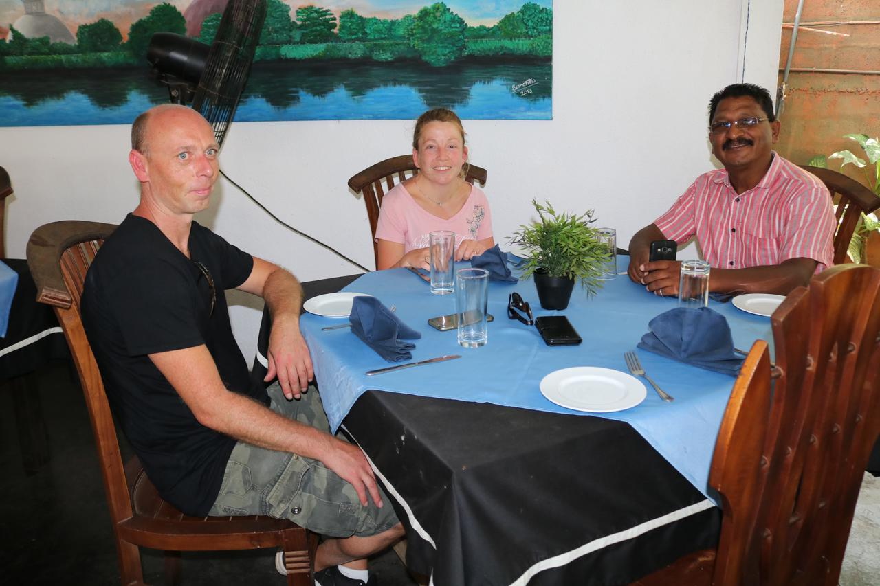 Margosa Lake Resort Anuradhapura Kültér fotó